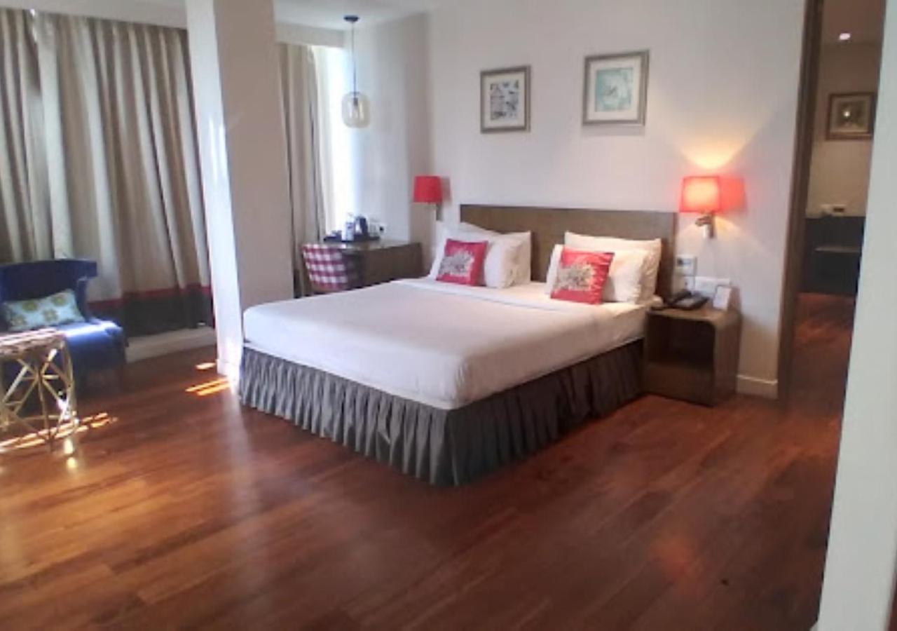 Hotel Le Lotus Grand Kakarmatha Esterno foto