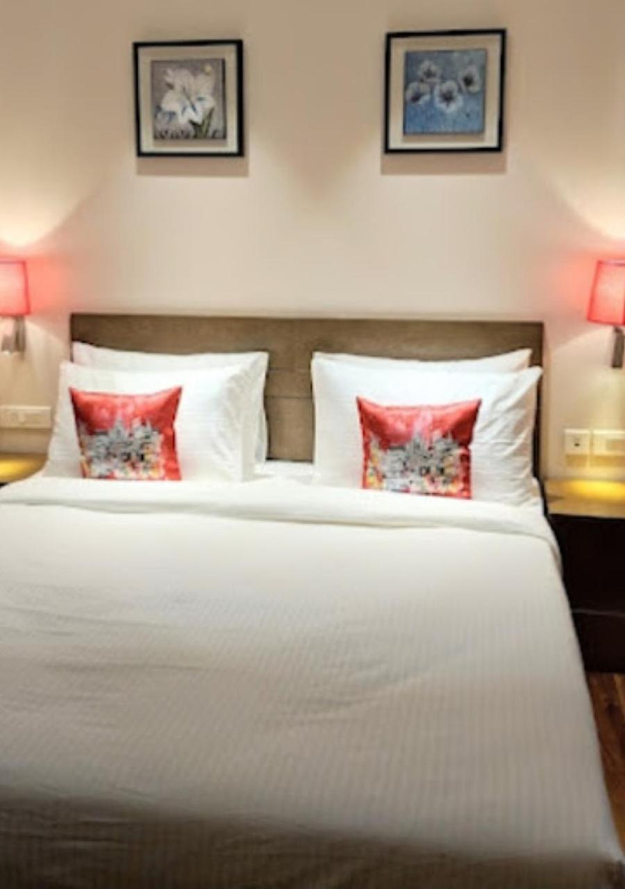 Hotel Le Lotus Grand Kakarmatha Esterno foto