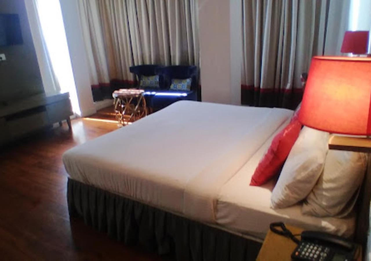 Hotel Le Lotus Grand Kakarmatha Esterno foto